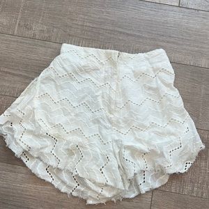 Moon River White Ruffle Eyelet Shorts